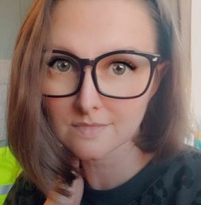 Meet your Posher, Sharon